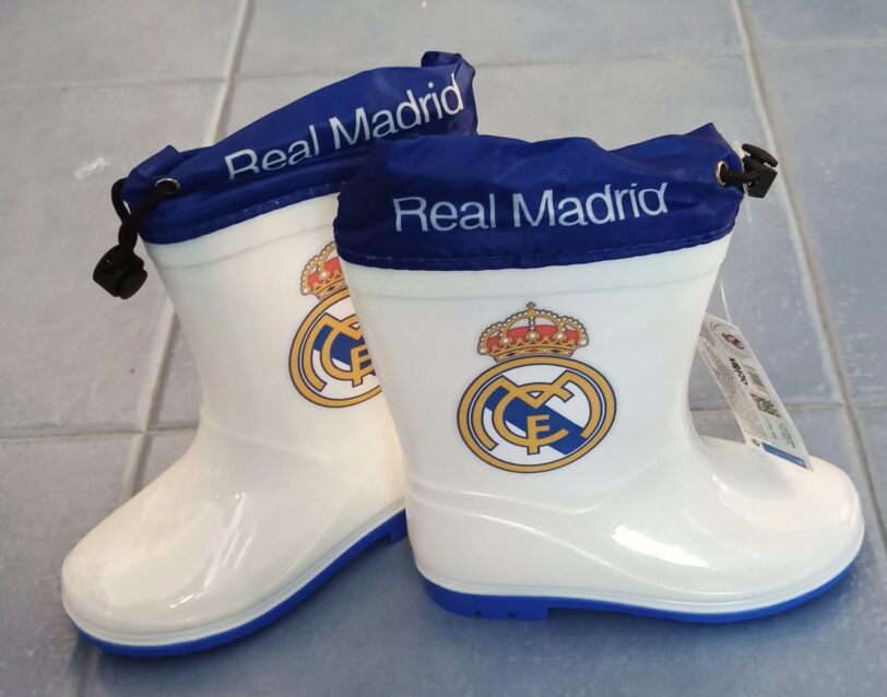 BOTA DE AGUA REAL MADRID