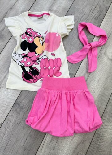 CONJUNTO MINNIE 
camiseta+blusa+lazo