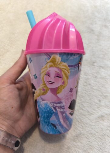 VASO CON TAPA Y PAJITA