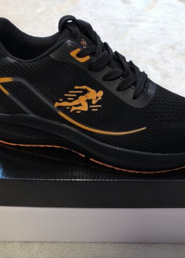 DEPORTIVA HOMBRE LIGERA