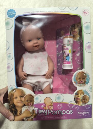 MUÑECA TINY POMPAS