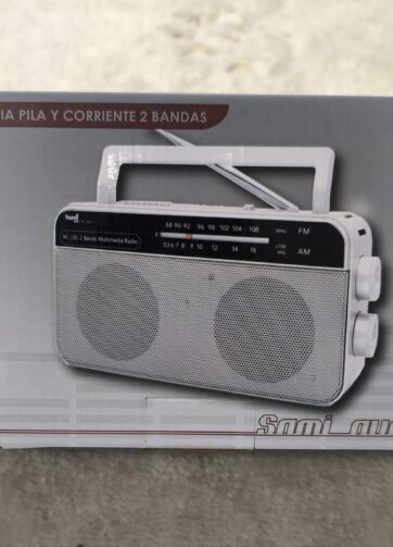 RADIO RED Y PILAS
